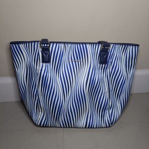Vera Bradley Blue and White Zebra Stripe tote bag